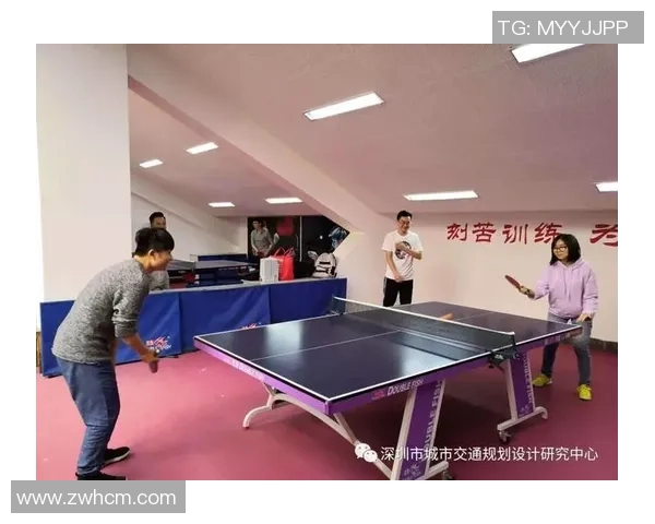 九千足球鞋的魅力与性能解析让你在球场上尽显风采与实力